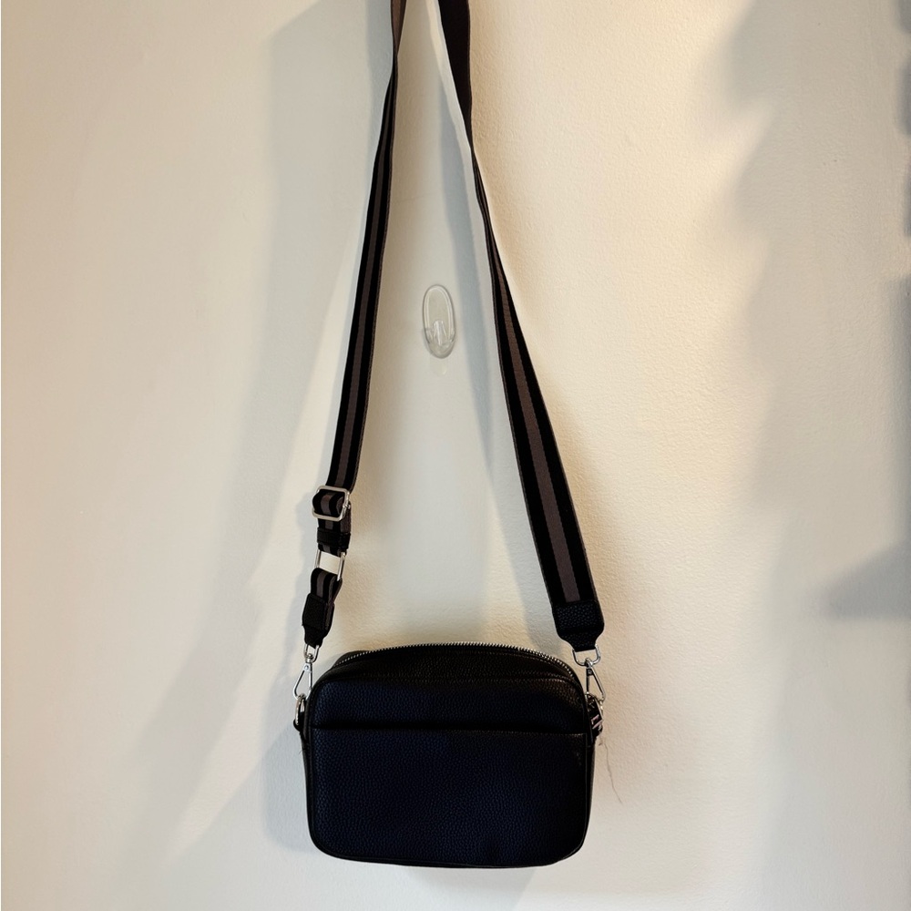 Sleek Black Crossbody Bag